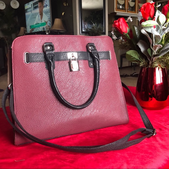 Purse - Picture 2 of 4